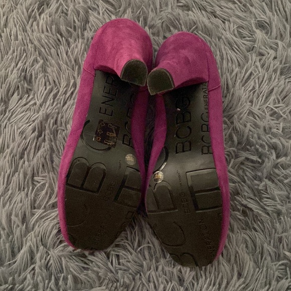 BCBG Purple studded Suede Pumps - Picture 3 of 3